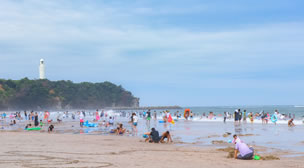 久慈浜海水浴場の海